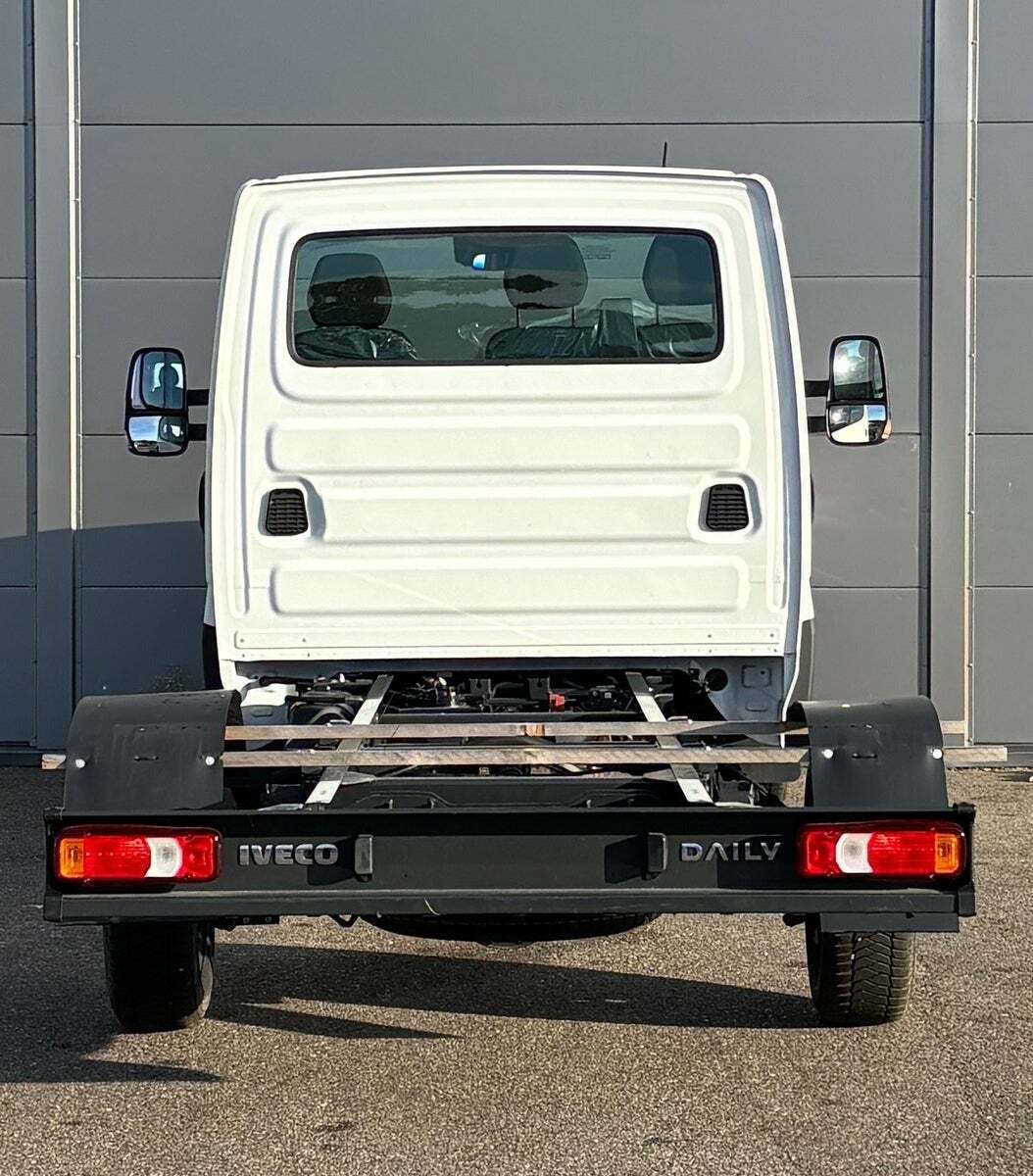 Iveco Daily 3,0 35S18 4100mm Lad AG8