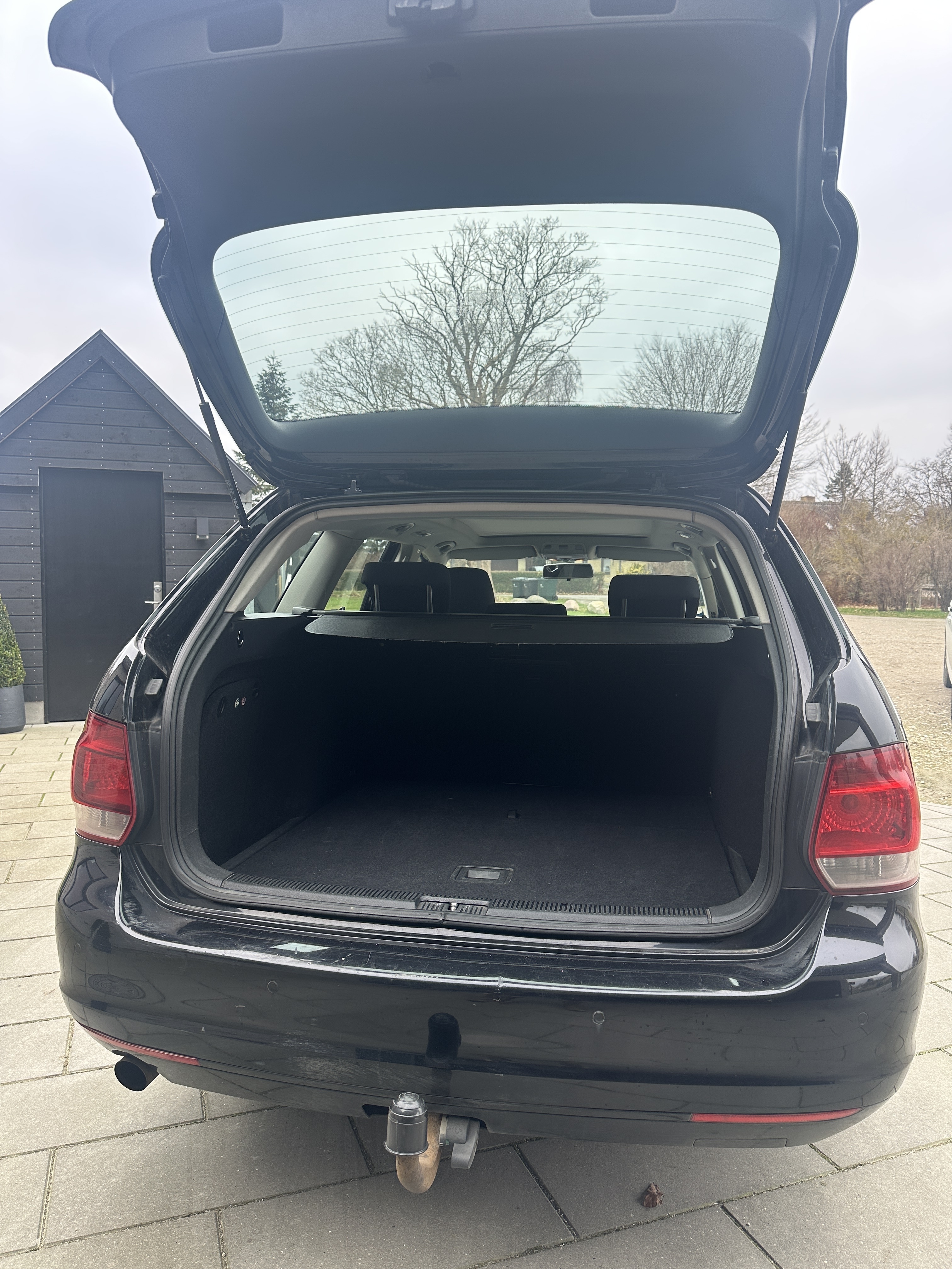 VW Golf 1,6 TDI BMT 105 HK VARIANT