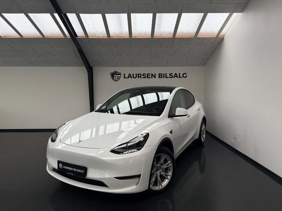 Tesla Model Y Long Range AWD