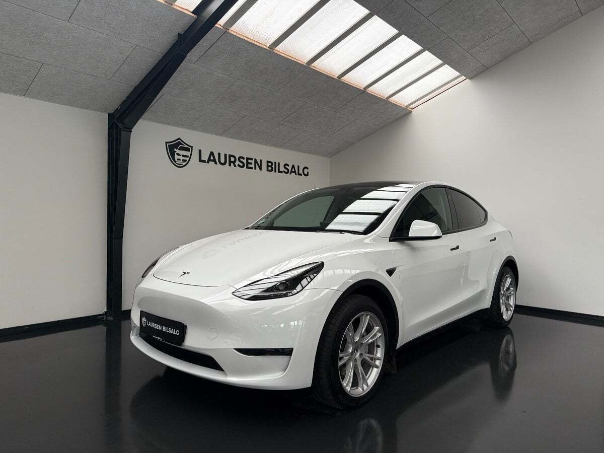 Tesla Model Y Long Range AWD