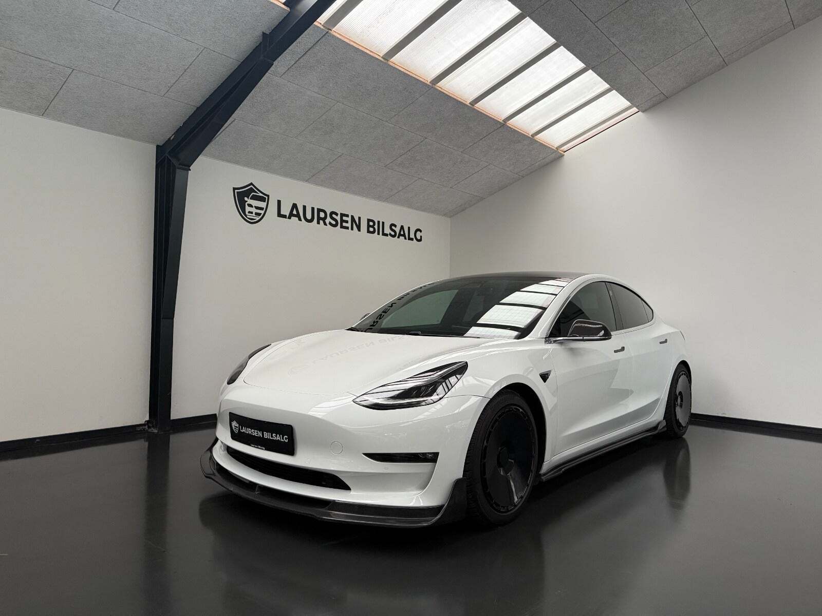 Tesla Model 3 Standard Range+ RWD