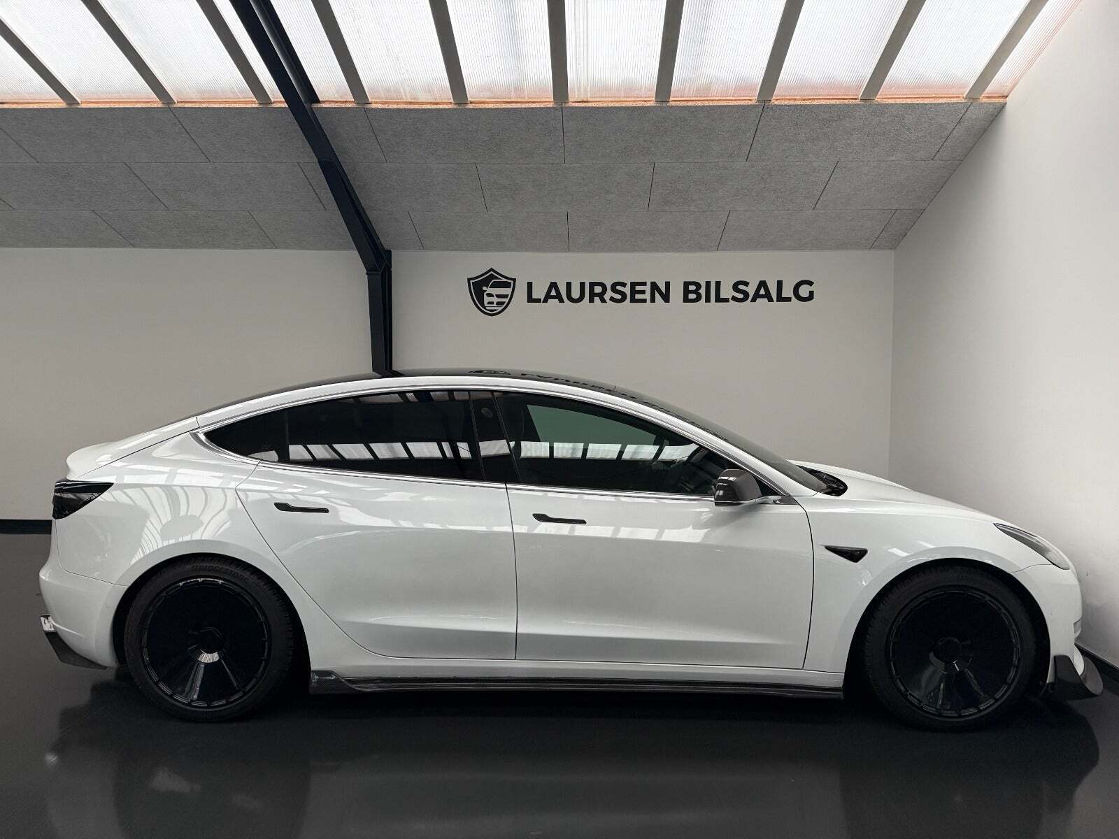 Tesla Model 3 Standard Range+ RWD