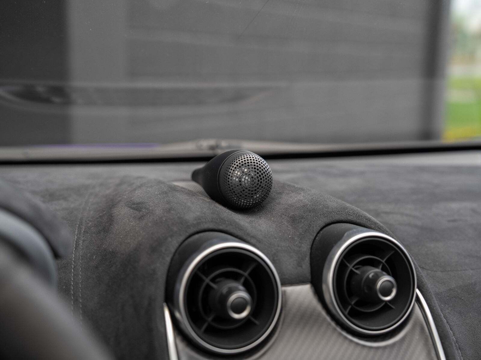 Lilla McLaren 600LT fra 2020 set indefra
