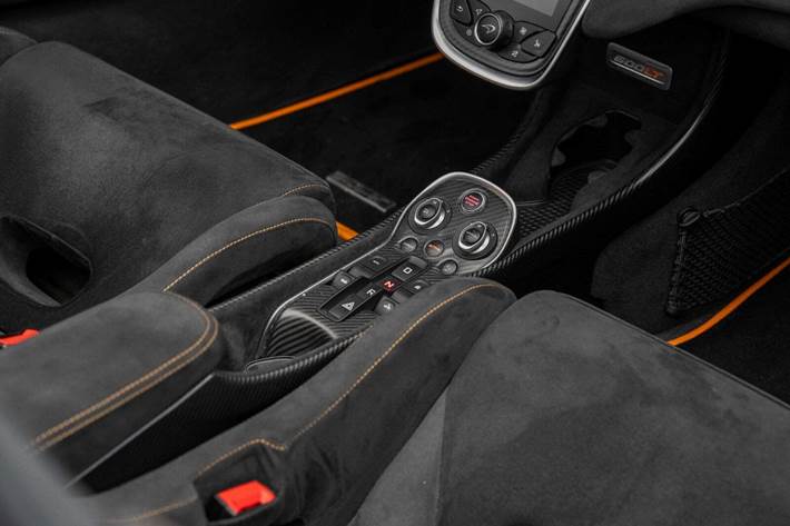 Lilla McLaren 600LT fra 2020