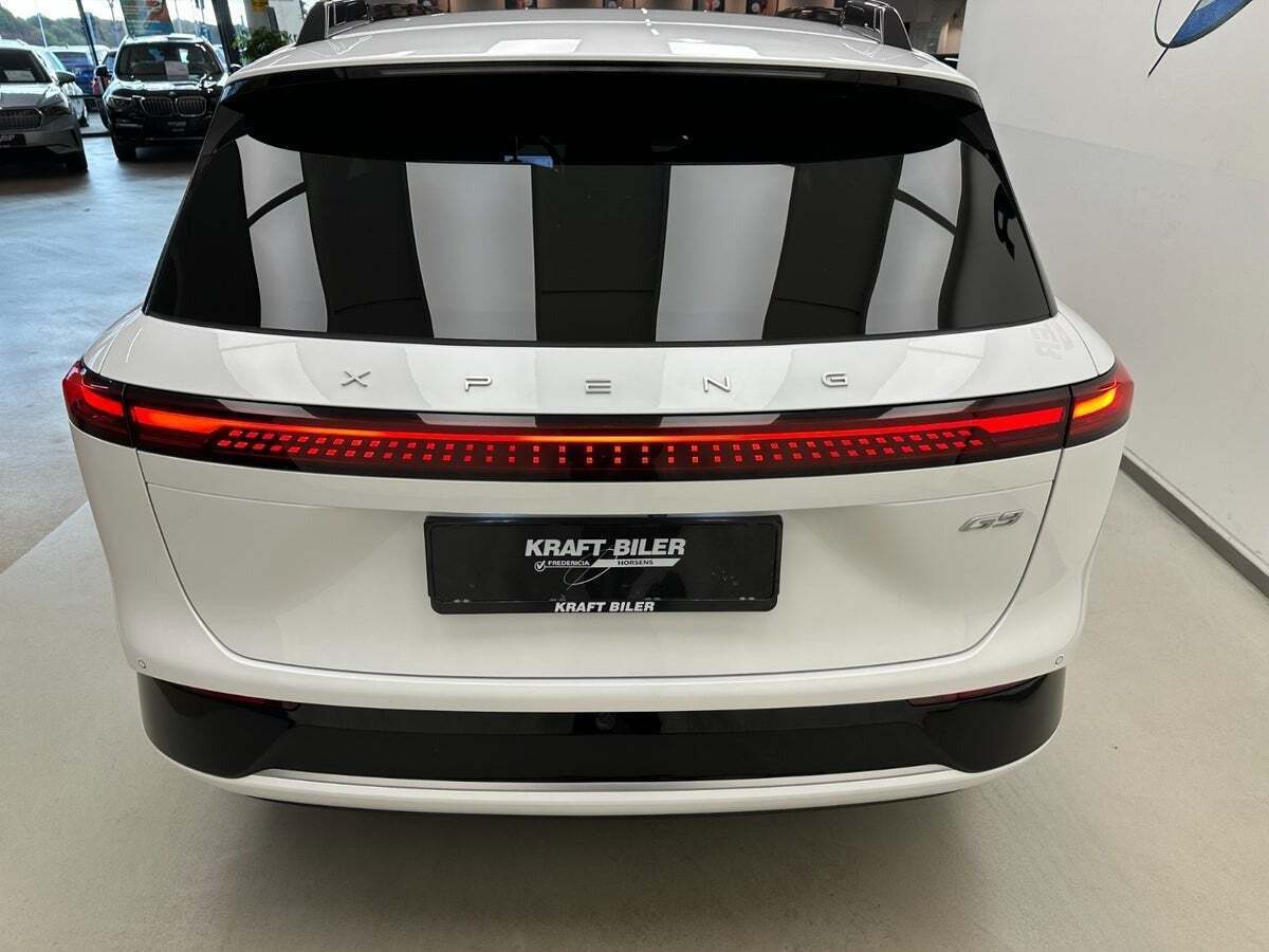 Xpeng G9 Standard Range
