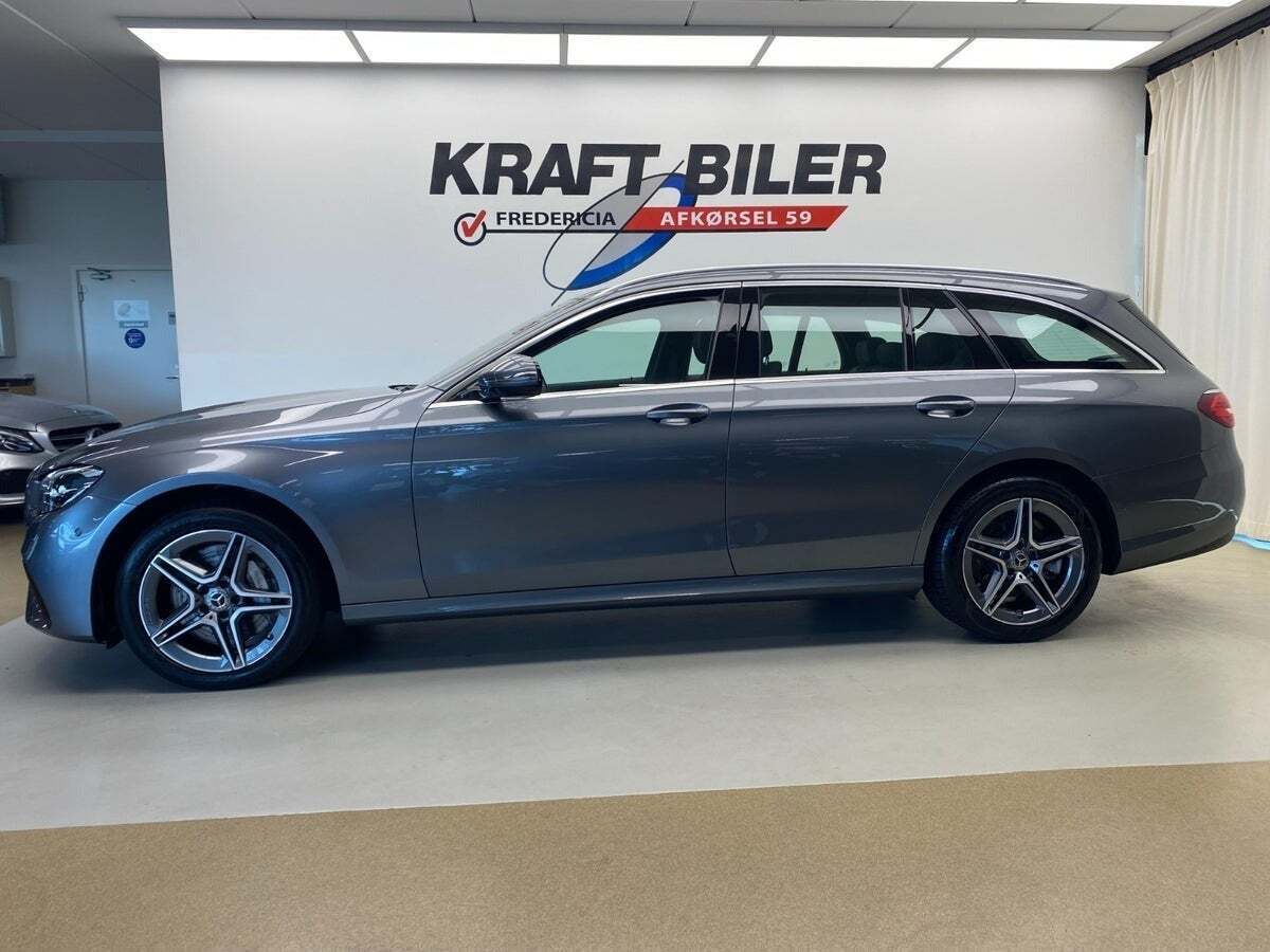 Mercedes E300 de 2,0 AMG Line stc. aut. 4Matic