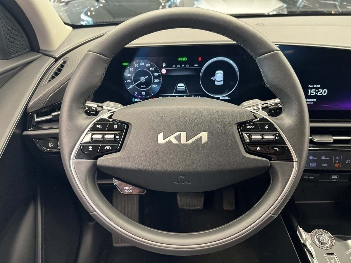 Hvid Kia Niro fra 2023