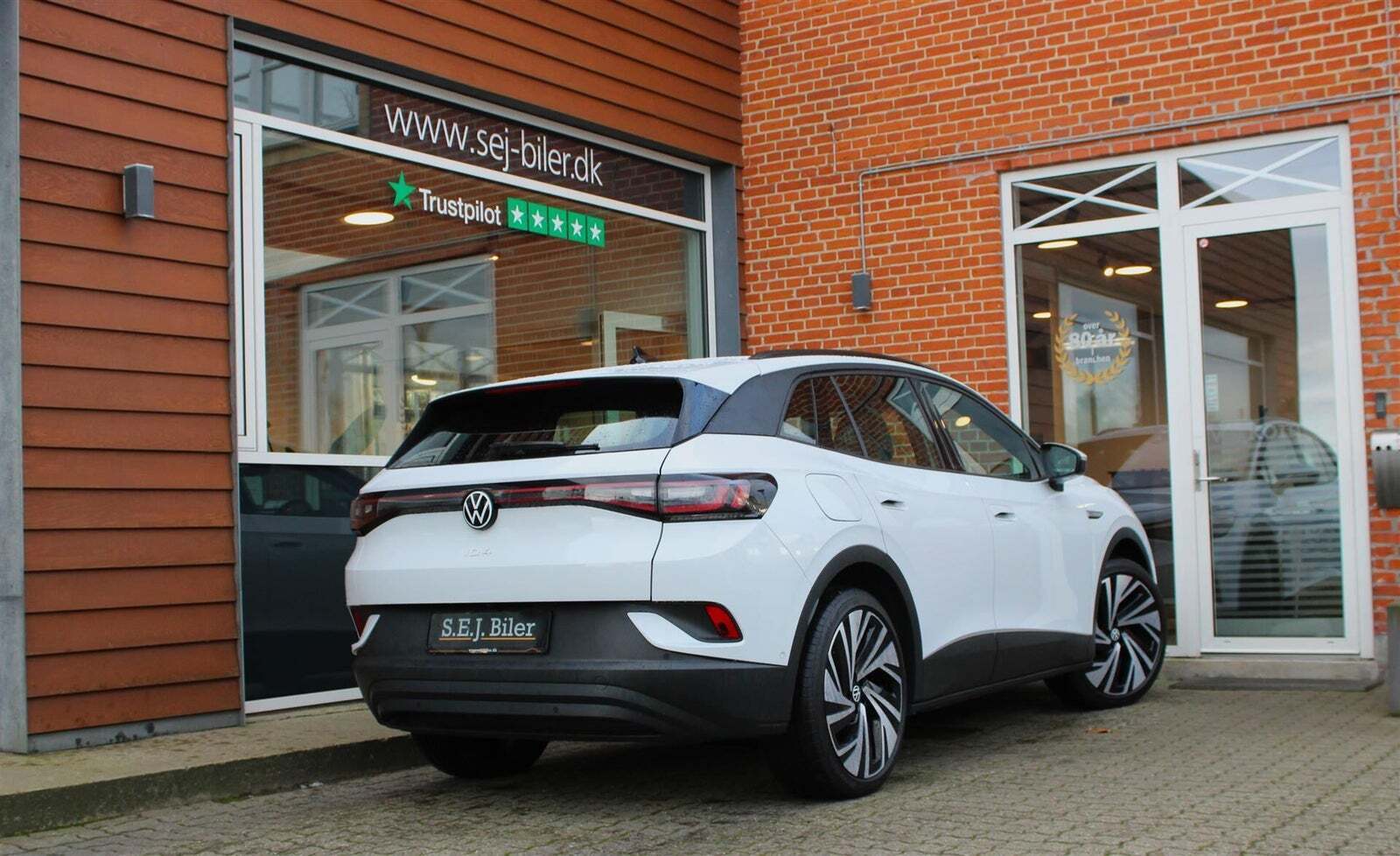 Hvid VW ID.4 fra 2023