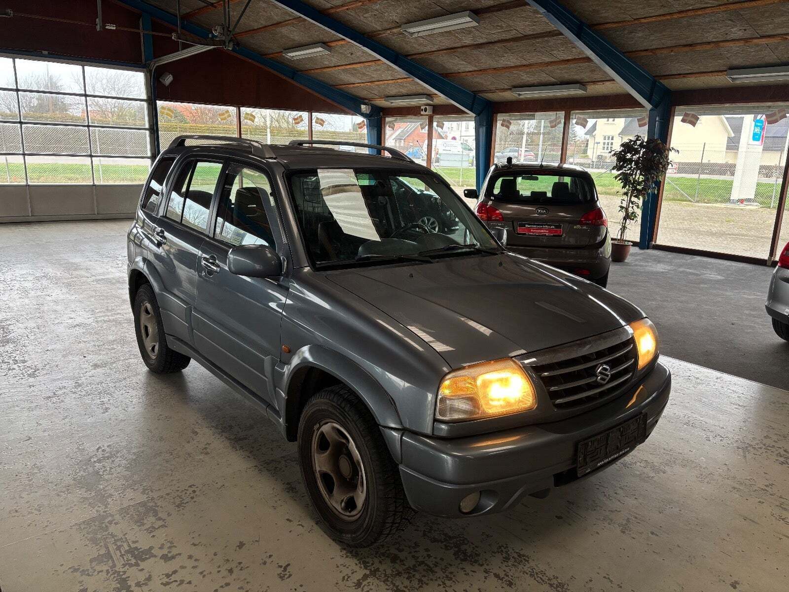 Suzuki Grand Vitara 2,5 V6 Active aut. Van