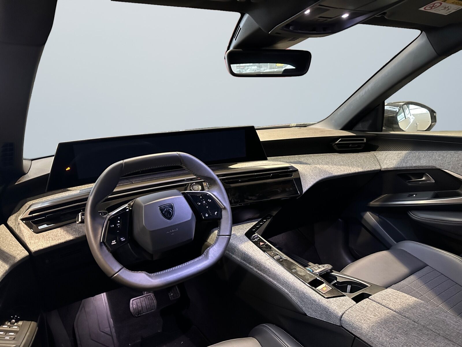 Peugeot e-3008 77 Allure