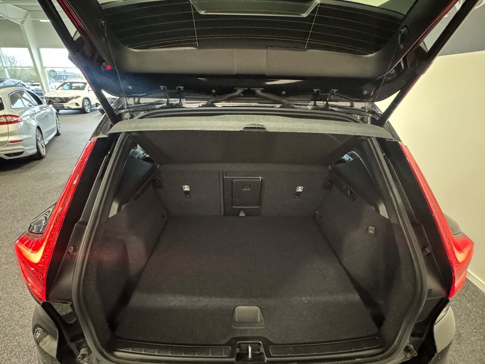 Volvo XC40 1,5 T4 ReCharge R-Design aut.