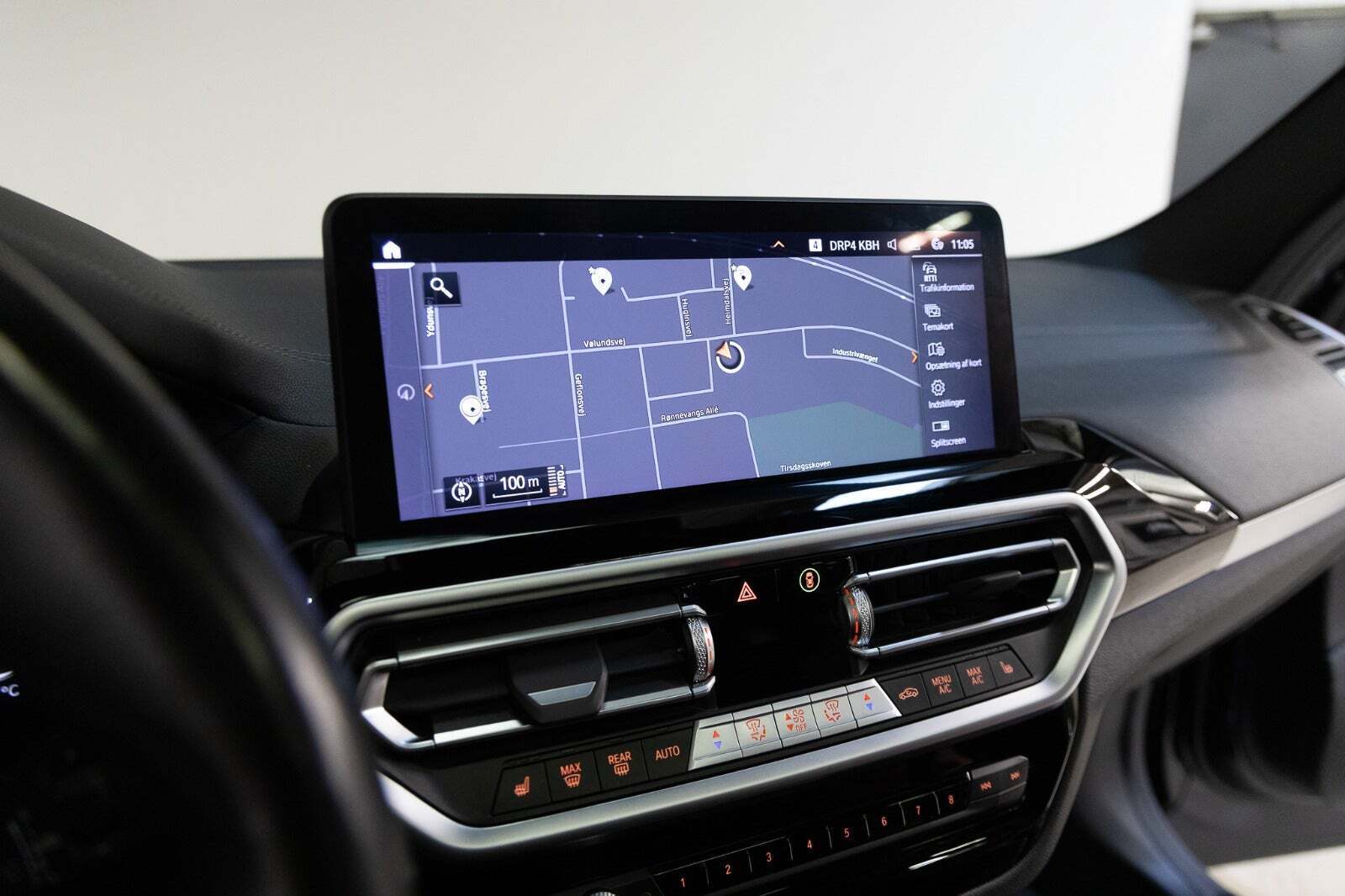 Sort BMW iX3 fra 2023