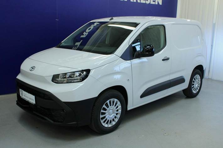 Hvid Toyota ProAce City fra 2025