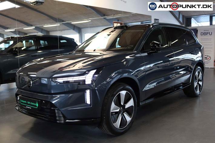 Blå Volvo EX90 fra 2025 set udefra