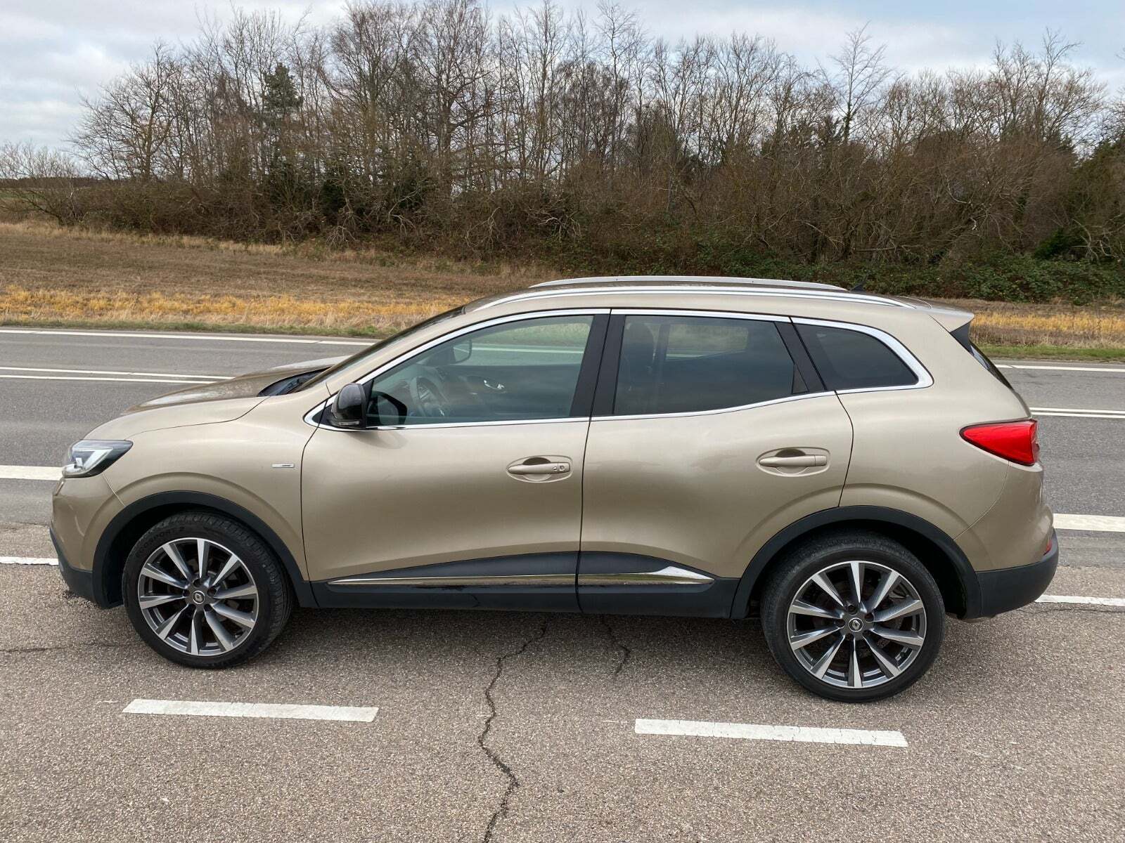 Beige Renault Kadjar fra 2016