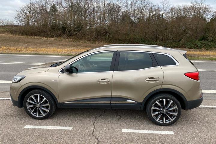 Beige Renault Kadjar fra 2016