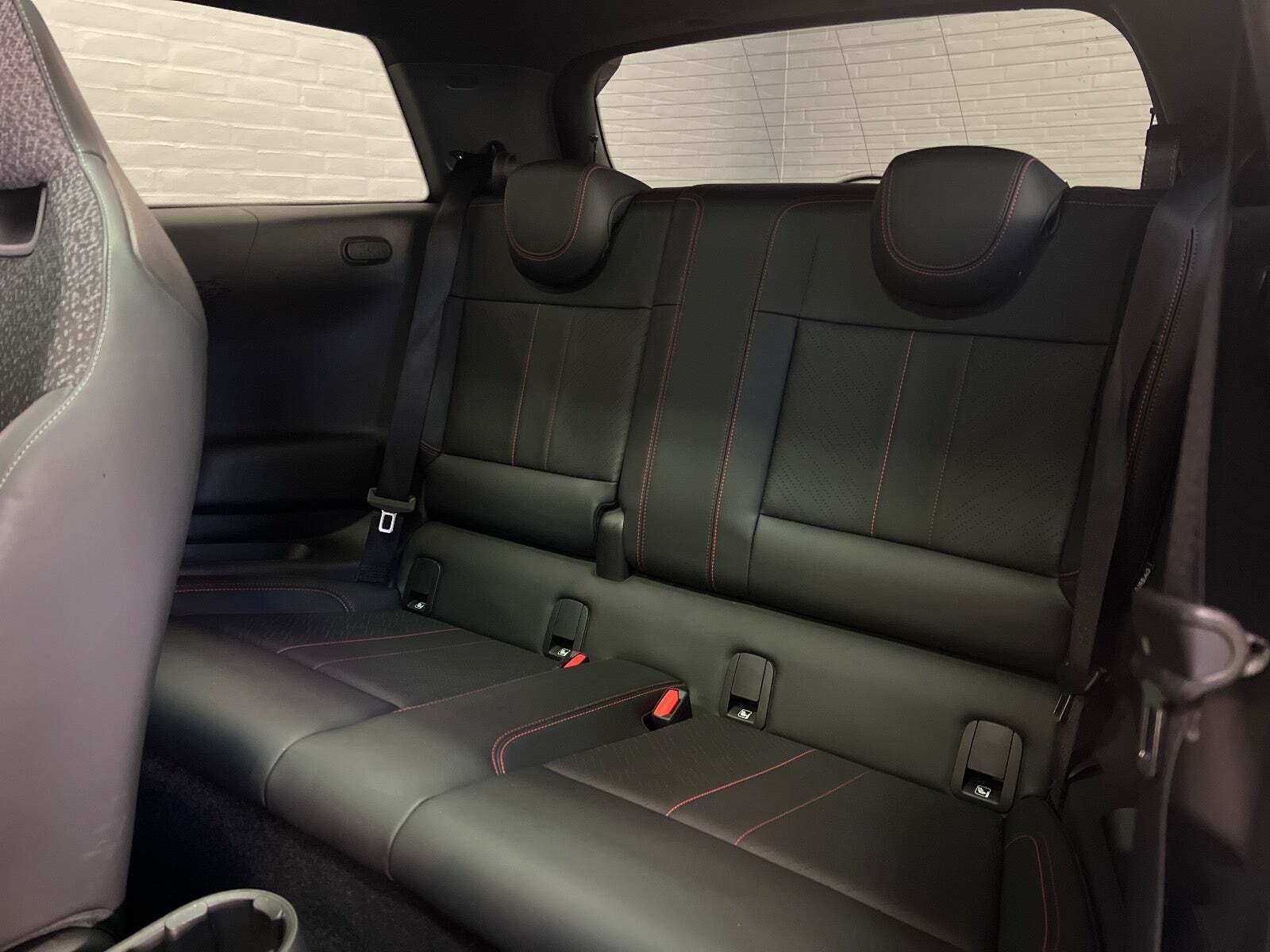 Sort Mini Cooper SE fra 2024