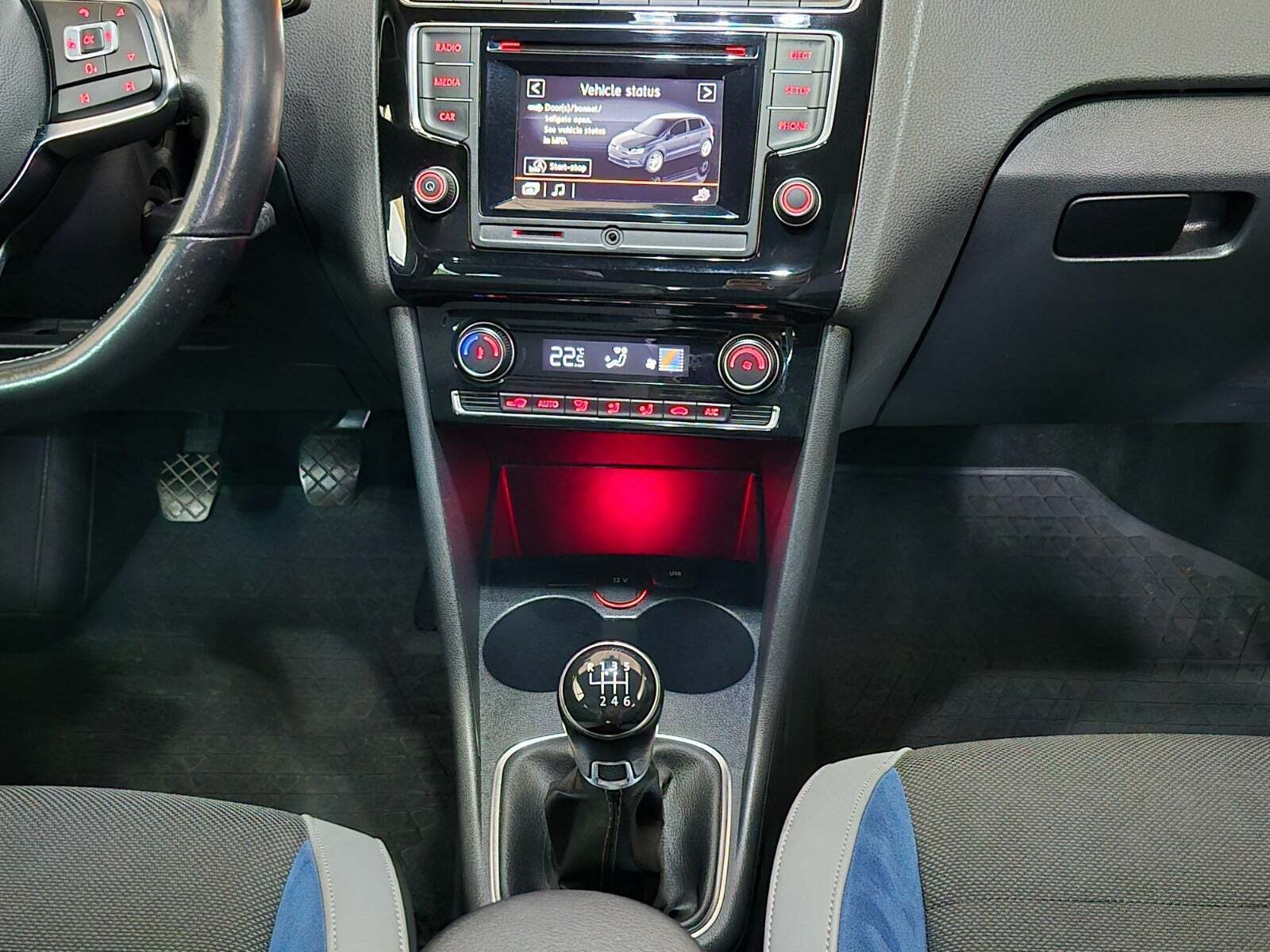 Sort VW Polo fra 2015