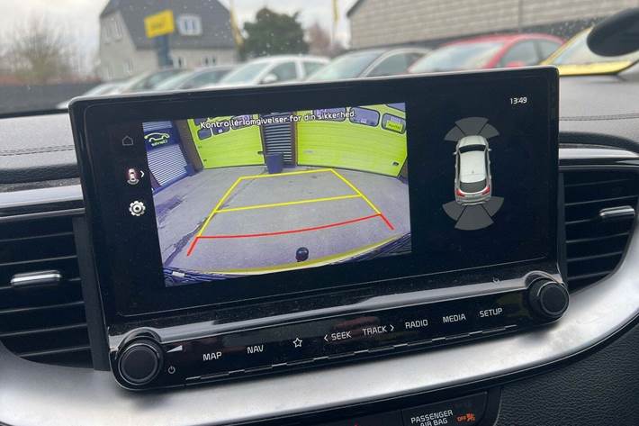 Gul Kia XCeed fra 2021