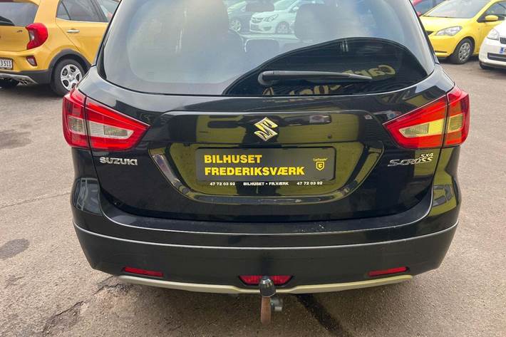 Sort Suzuki S-Cross fra 2016