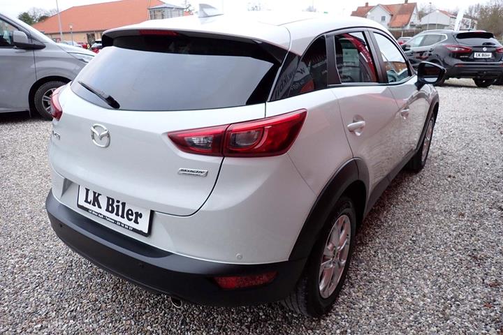 Grå Mazda CX-3 fra 2017