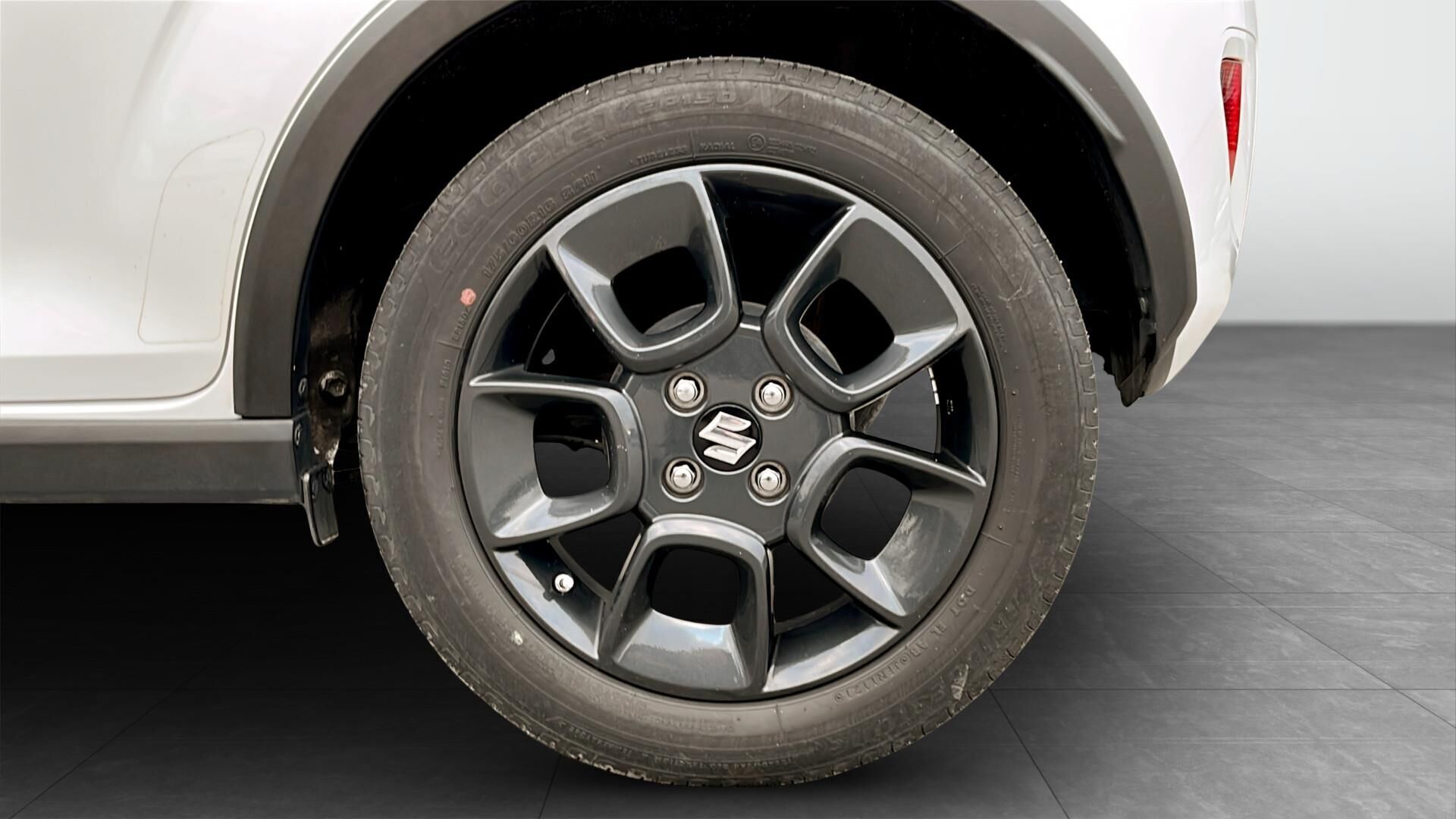 Hvid Suzuki Ignis fra 2021