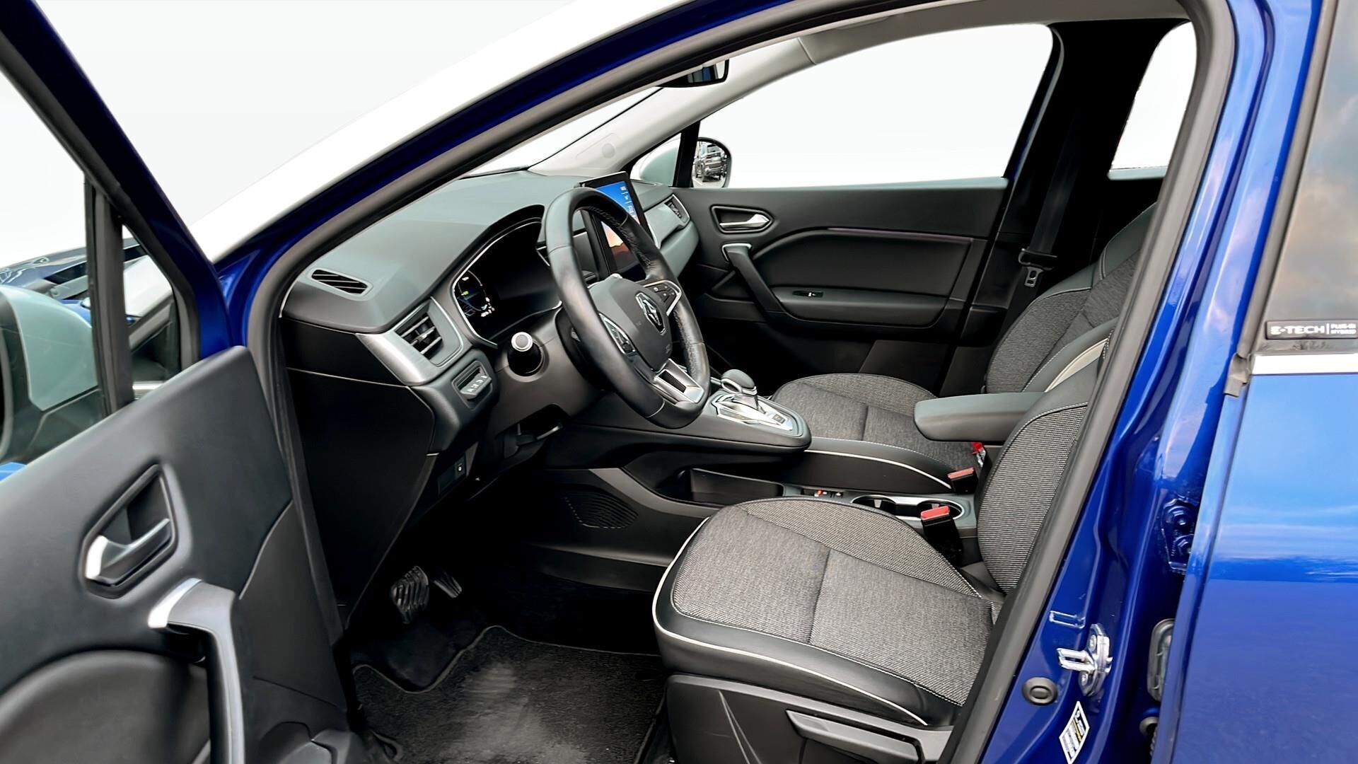 Renault Captur 1,6 E-TECH  Plugin-hybrid Intens 160HK 5d Aut.