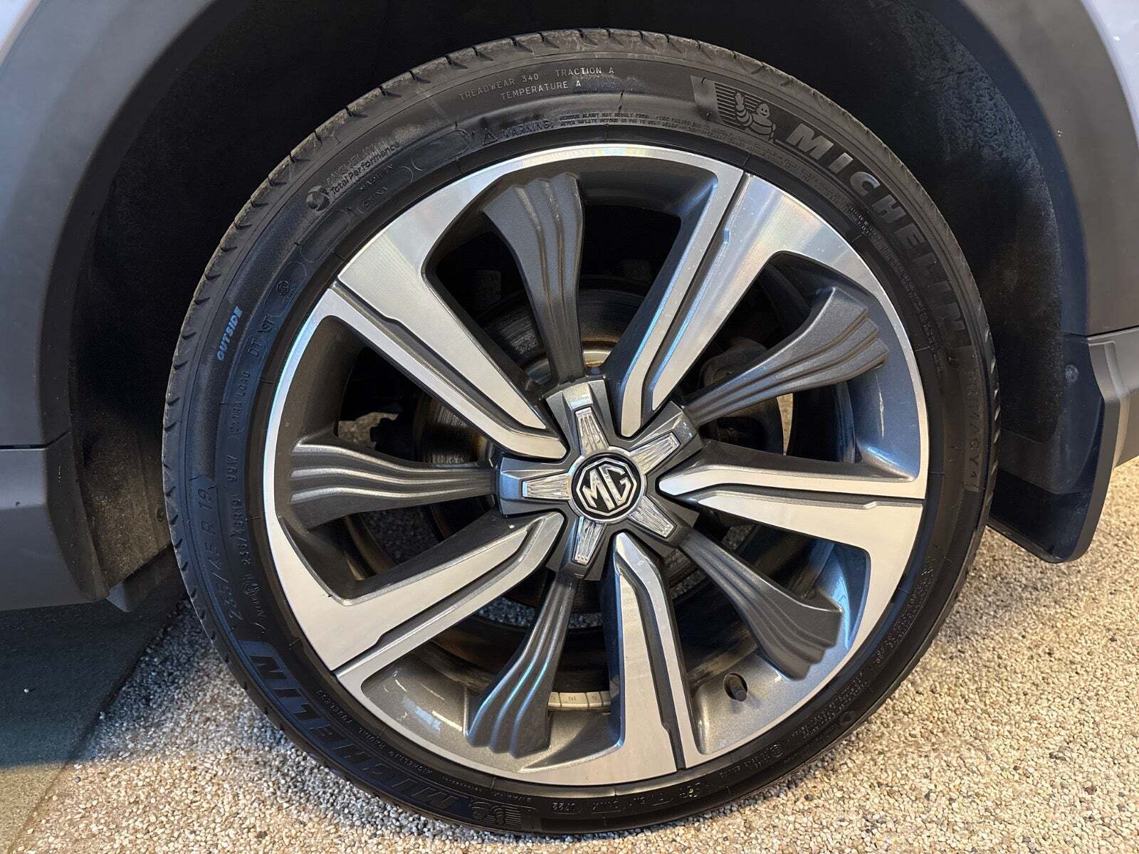 Blå MG Marvel R fra 2022