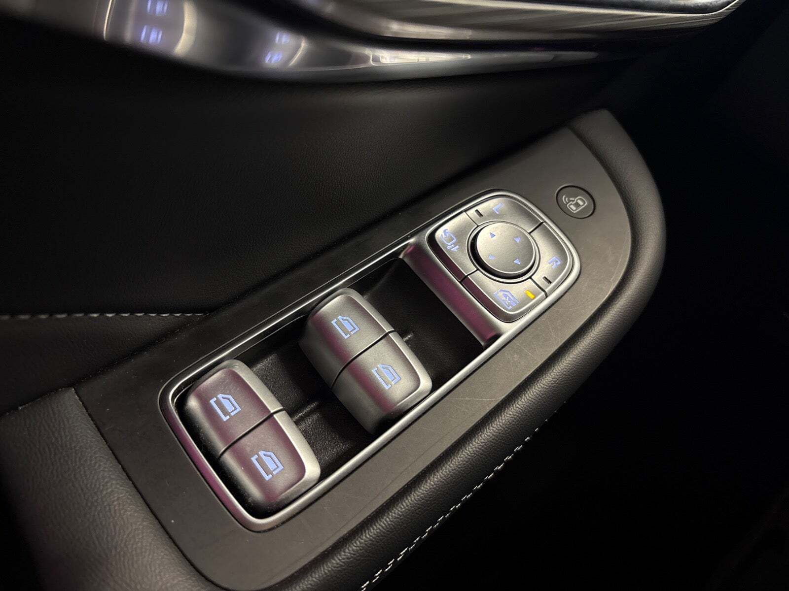 Blå MG Marvel R fra 2022