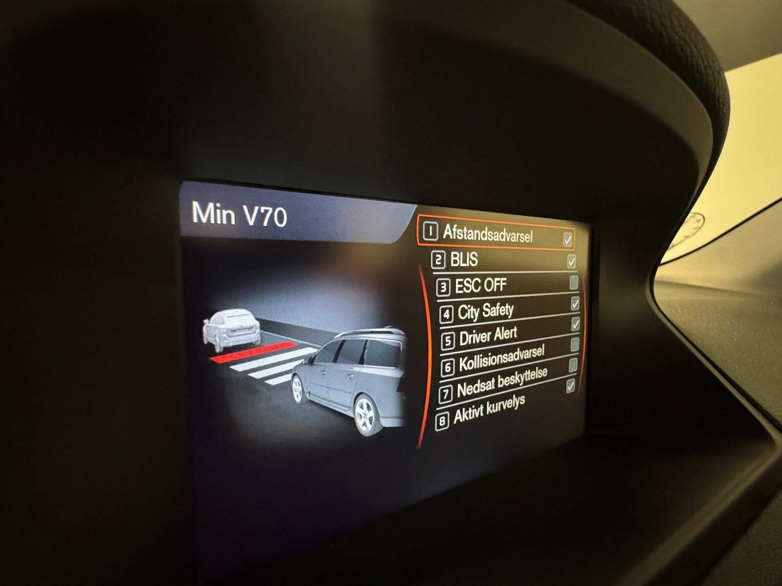 Sort Volvo V70 fra 2014