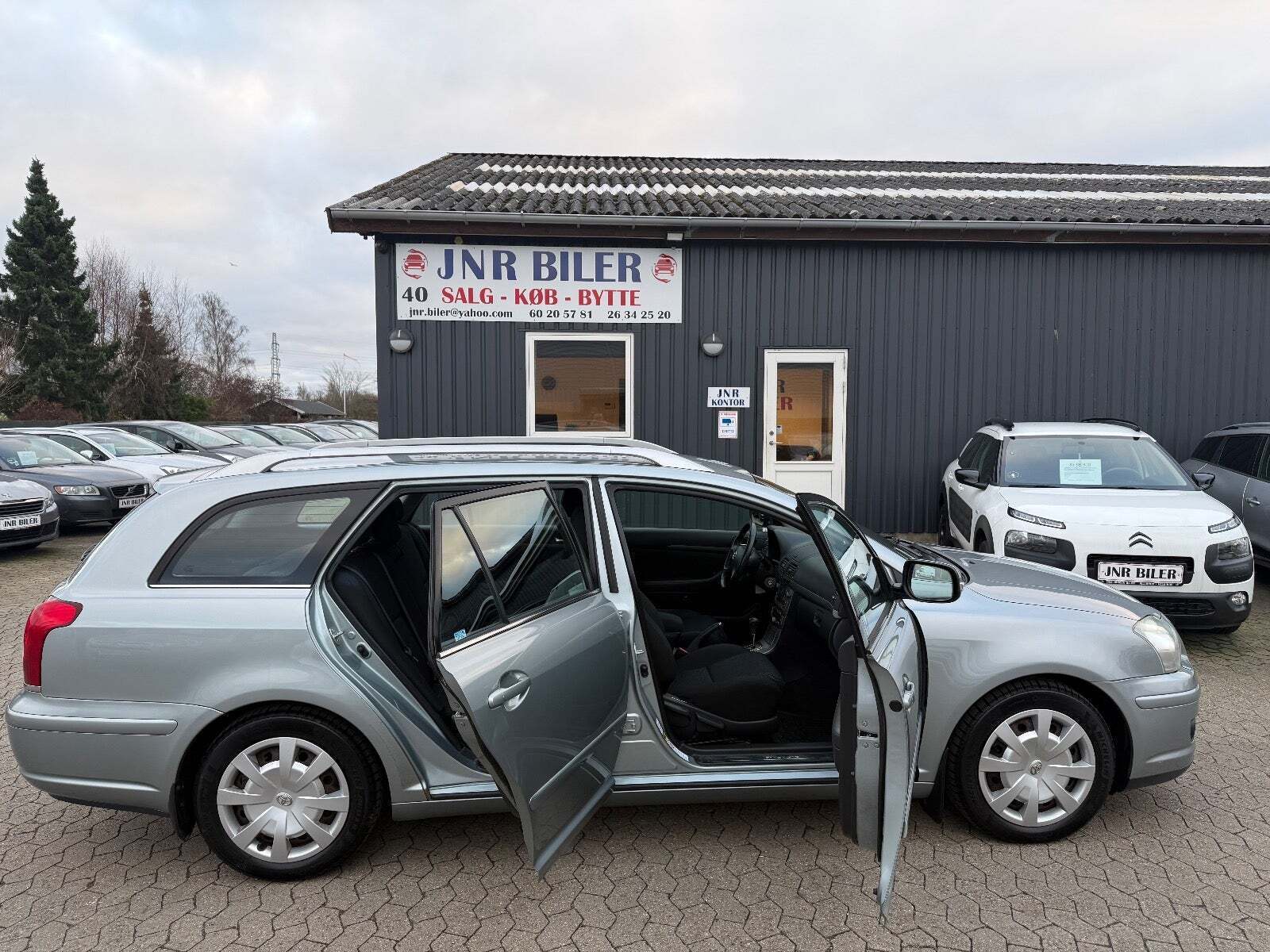 Toyota Avensis 2,4 Sol aut.