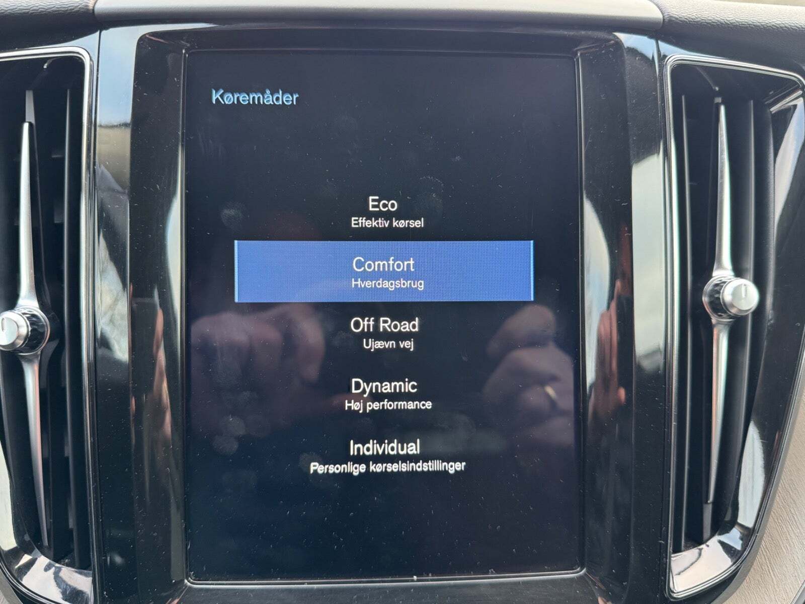 Brun Volvo XC60 fra 2018