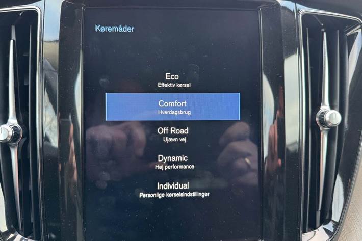 Brun Volvo XC60 fra 2018