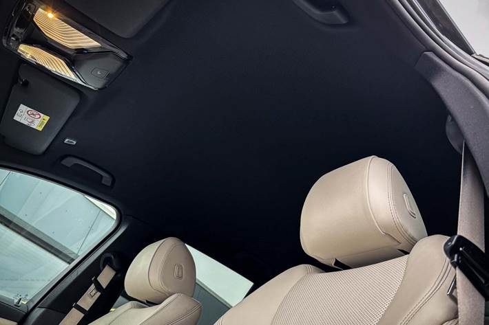 Grå BMW X5 fra 2022