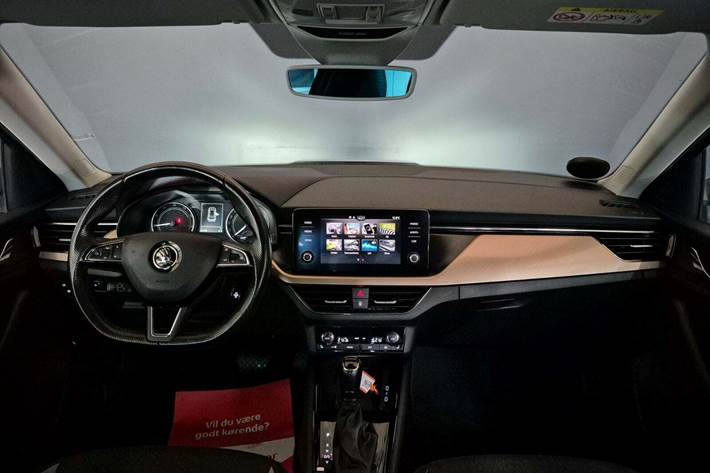 Sølv Skoda Kamiq fra 2020