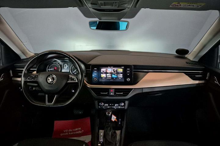 Sølv Skoda Kamiq fra 2020