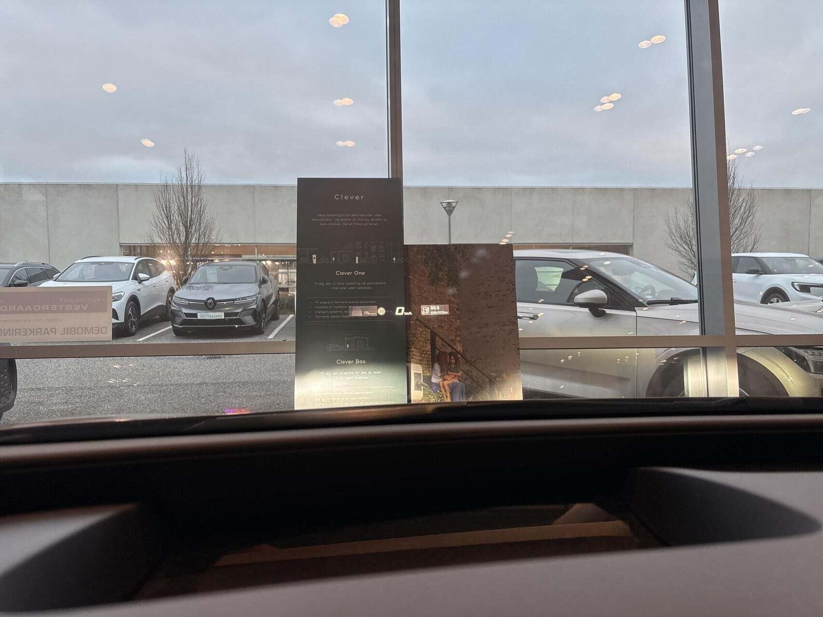 Grå Cupra Born fra 2024