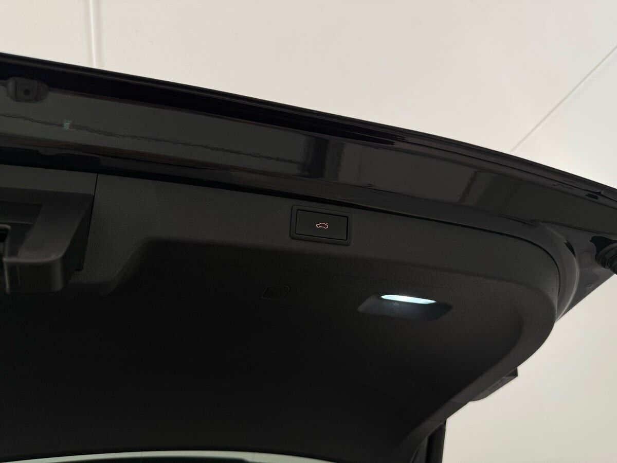 Sort Skoda Enyaq fra 2021