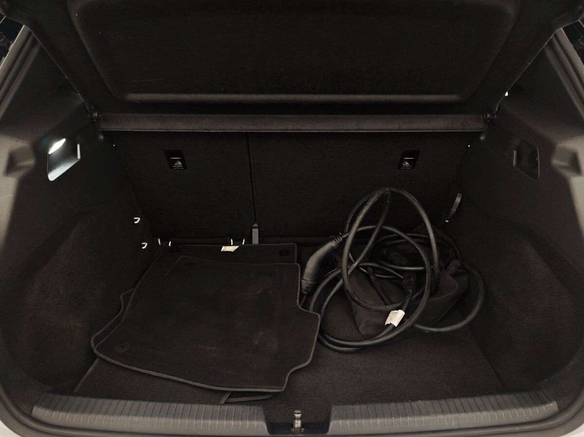 Hvid VW ID.3 fra 2021