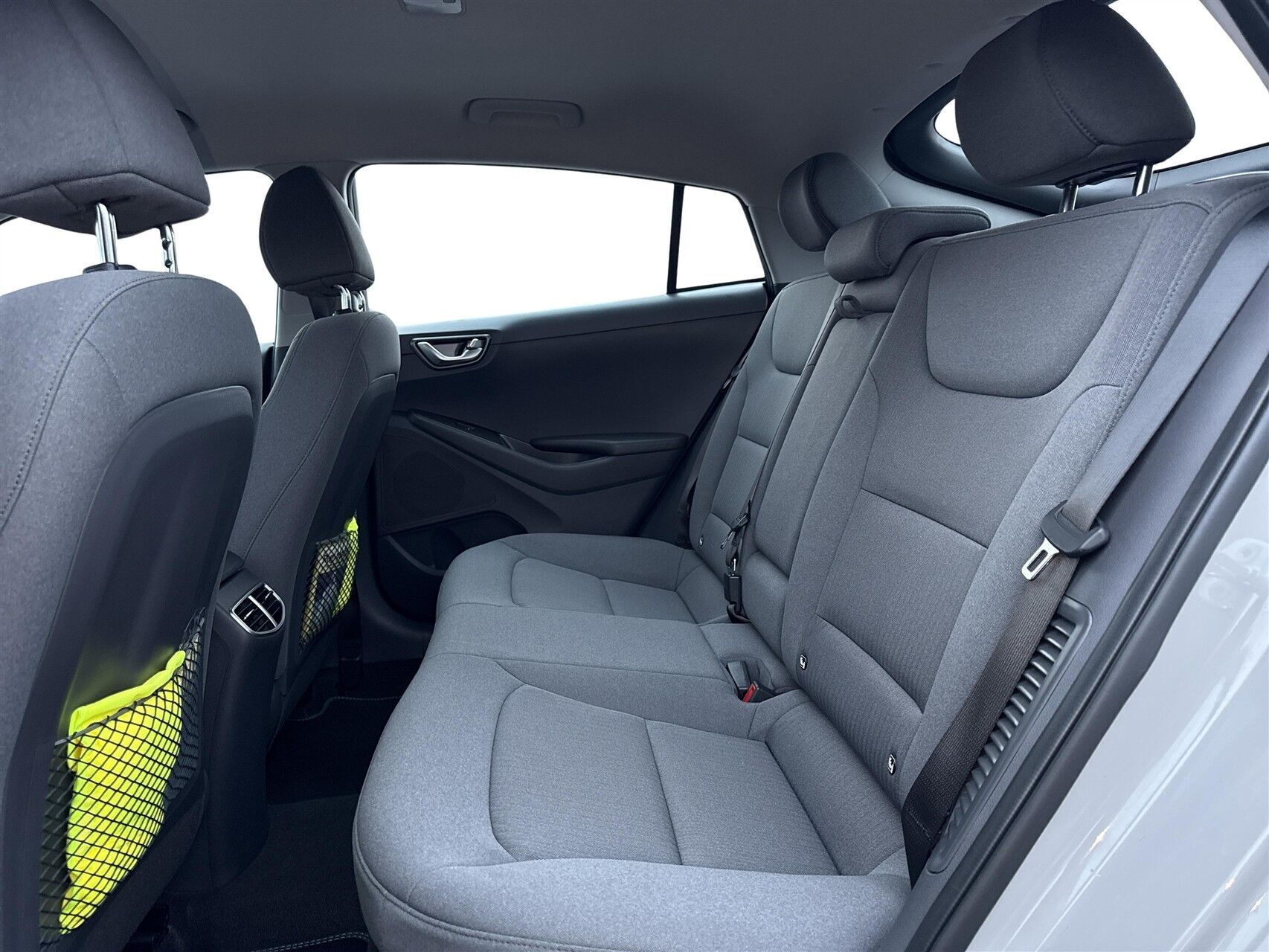 Hyundai Ioniq 1,6 GDI  Plugin-hybrid Premium plug-in 141HK 5d 6g Aut.