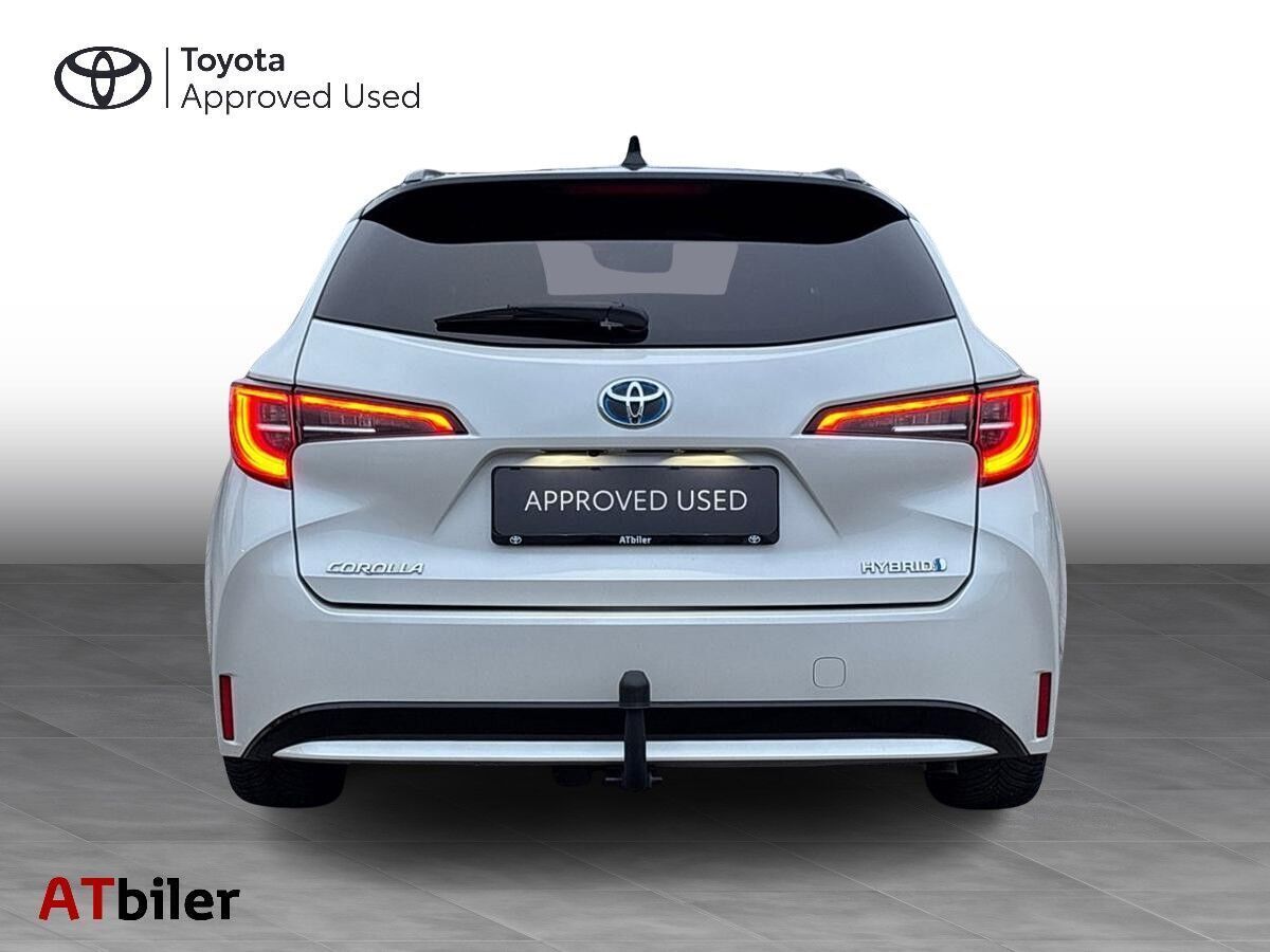 Toyota Corolla 1,8 Touring Sports Hybrid H3 Premium E-CVT 122HK Stc Trinl. Gear