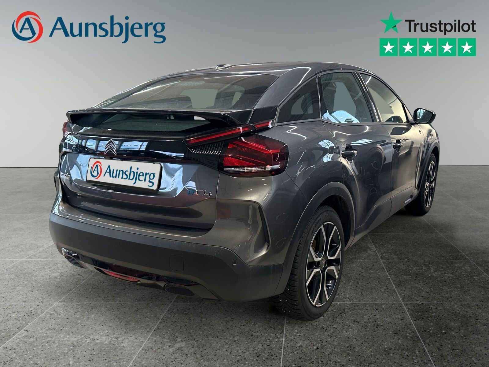 Grå Citroën ë-C4 fra 2022