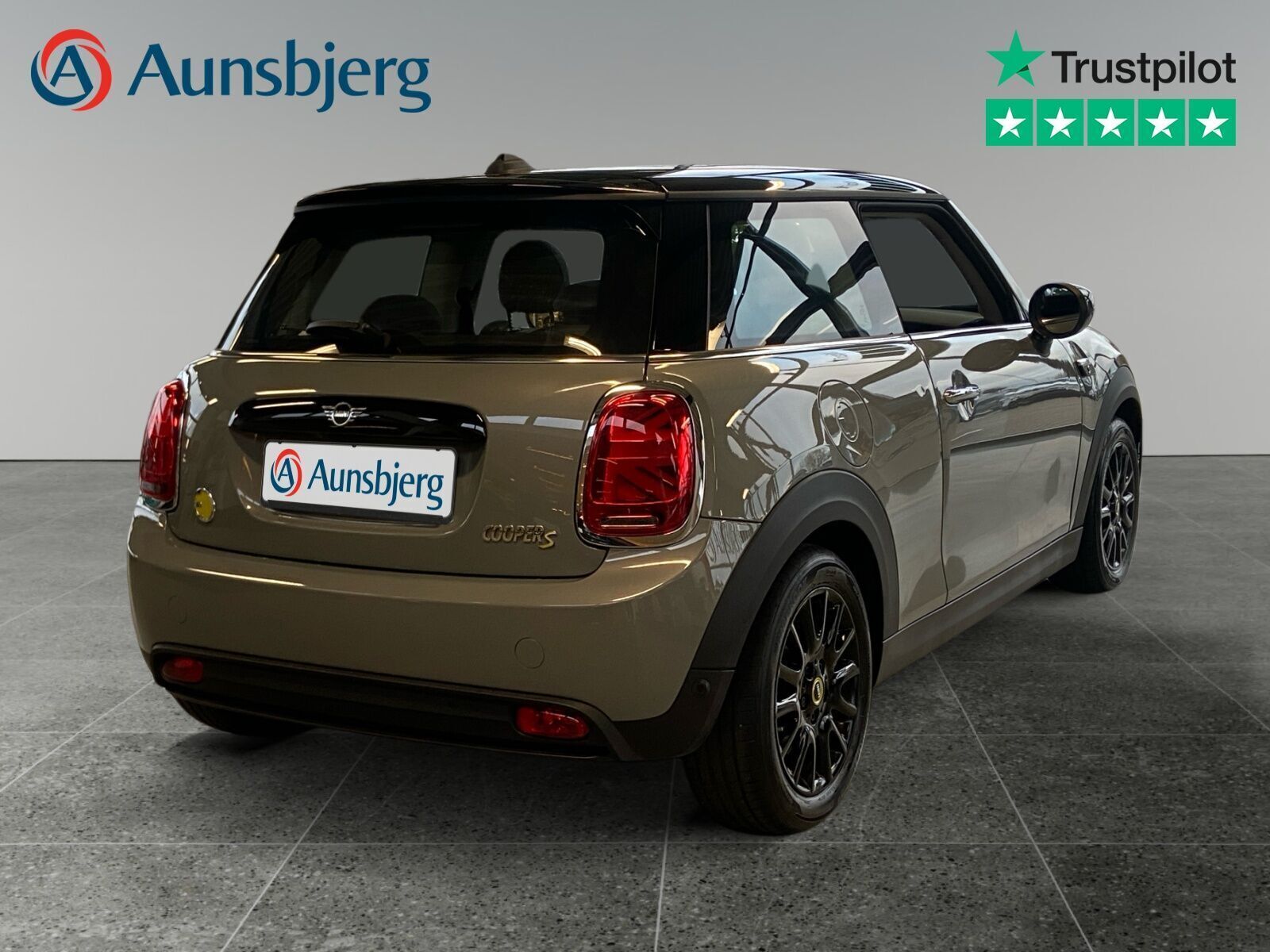 Mini Cooper SE Classic Trim