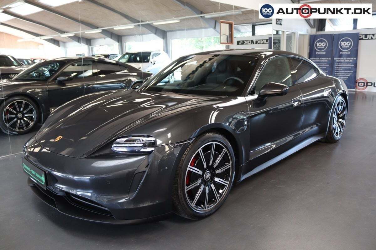 Grå Porsche Taycan 4S fra 2024