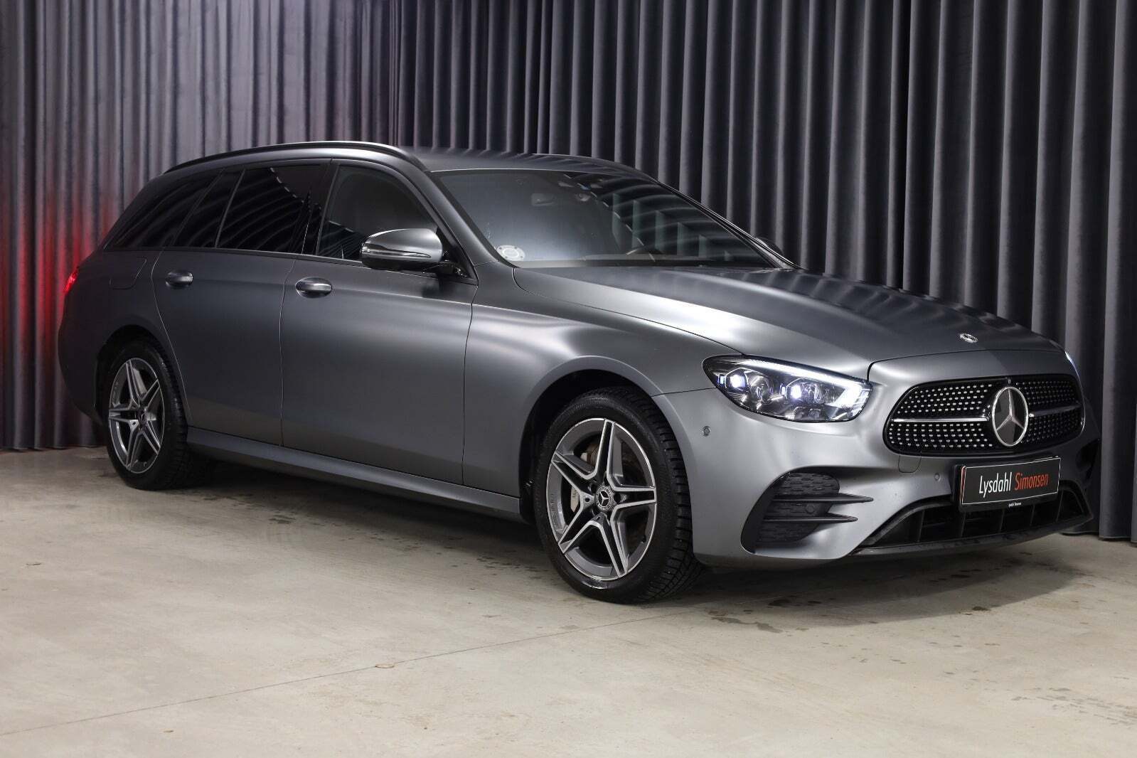 Mercedes E300 de 2,0 AMG Line stc. aut. 4Matic