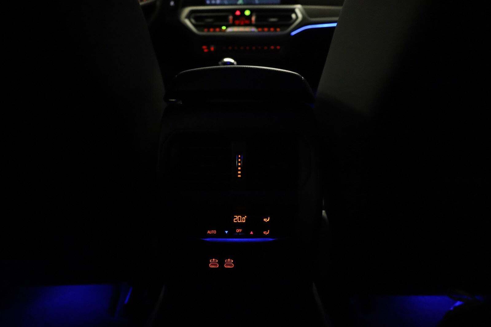 Sort BMW 320d fra 2019