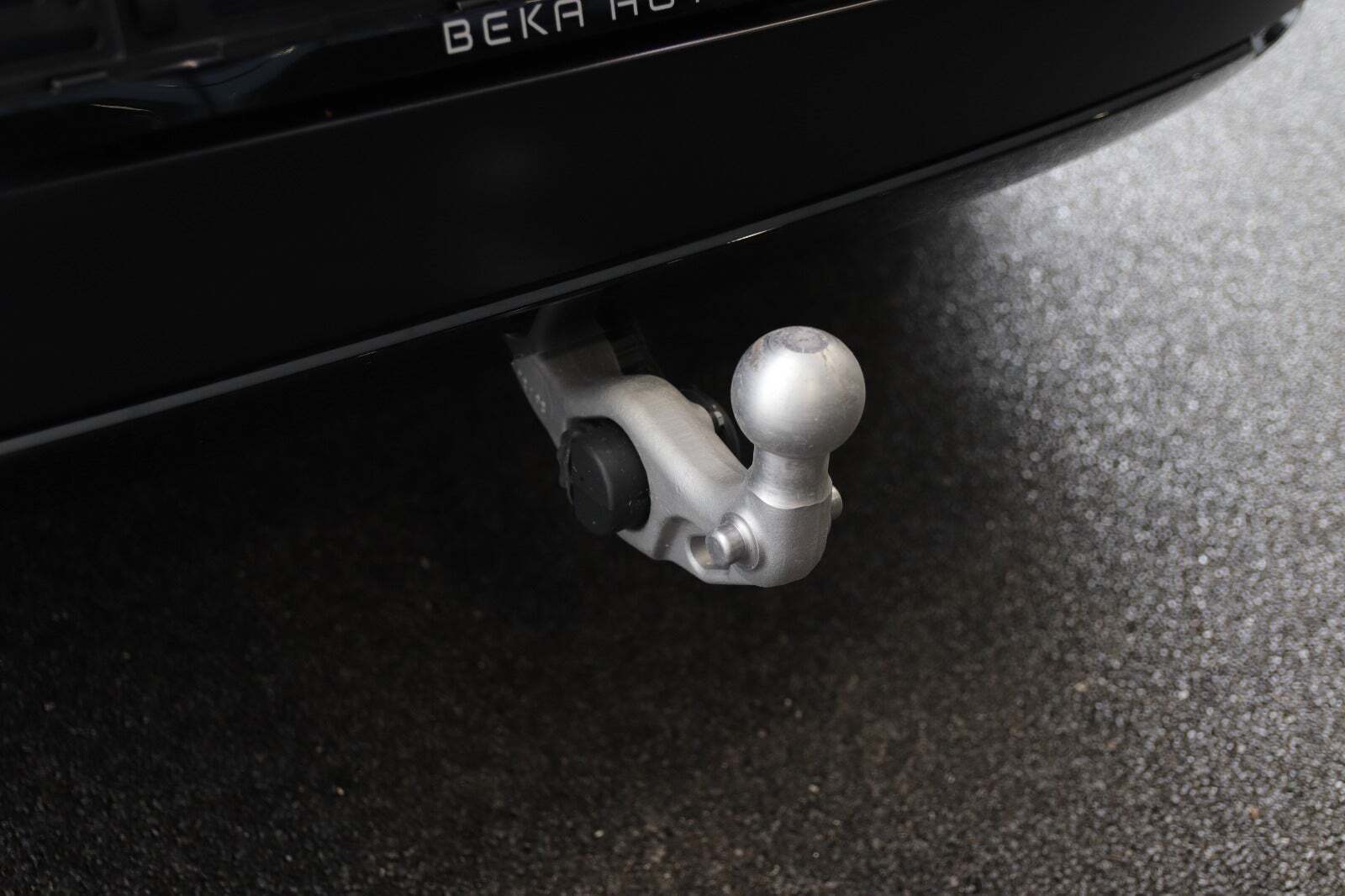 Hvid Polestar 4 fra 2025