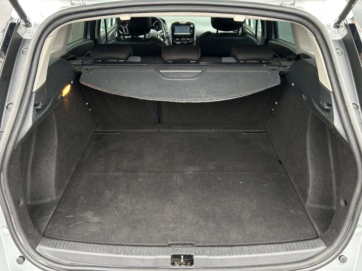 Sølv Renault Clio IV fra 2014