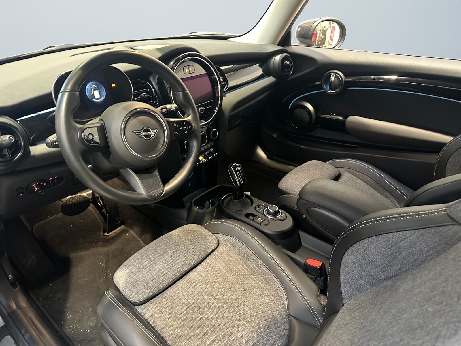 Mini Cooper SE Essential