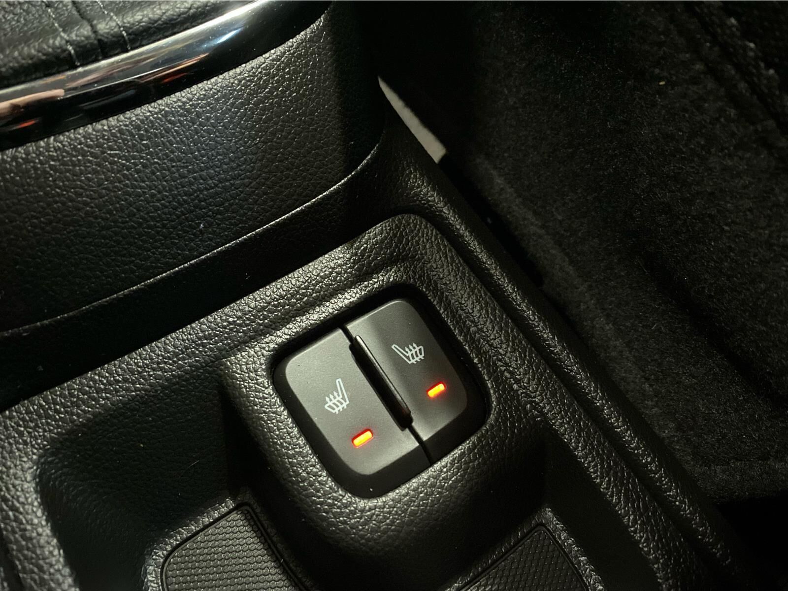 Grå Opel Karl fra 2016